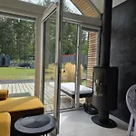 펜션 Bosko Domki Z Balia I Sauna Przy Gdansku Sulmin